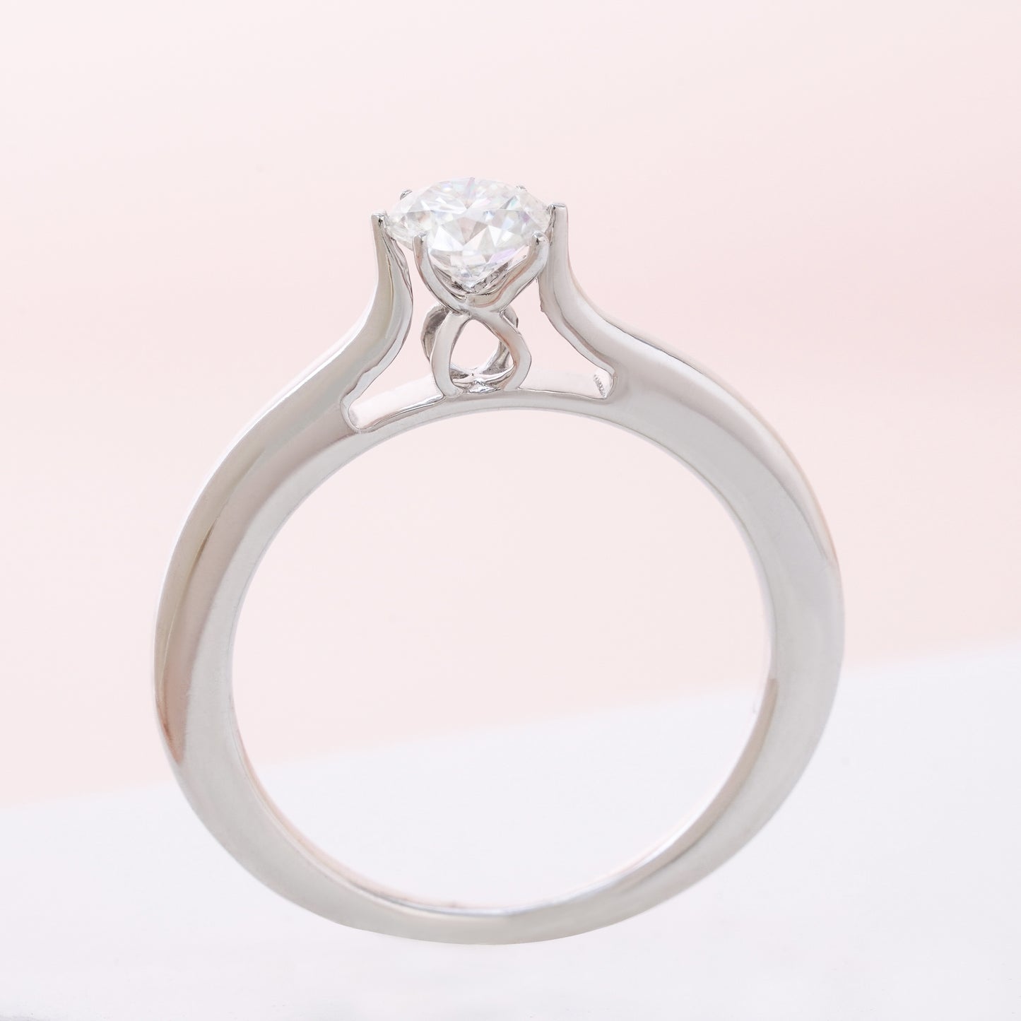 Brilliant Cut Moissanite 14K Gold Ring