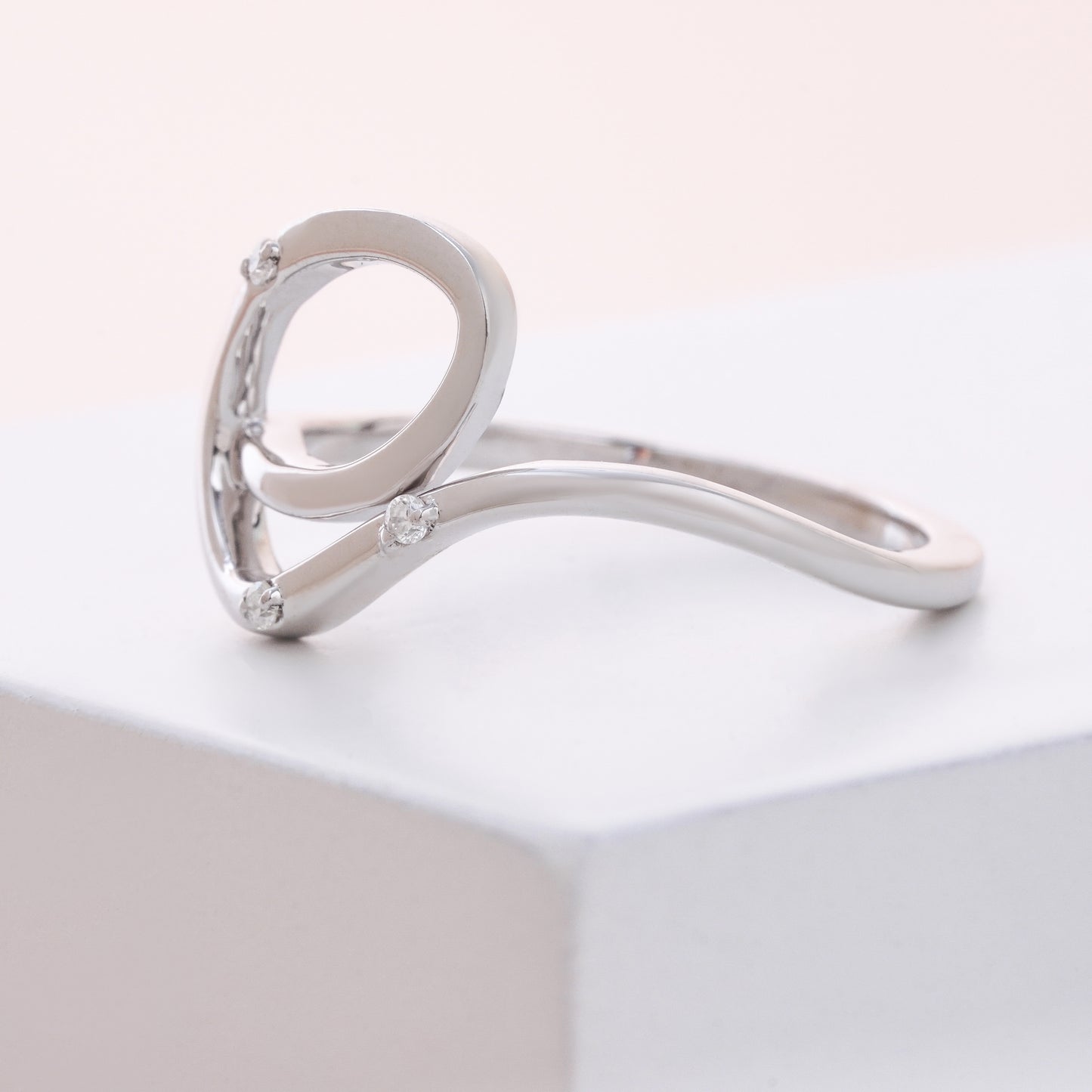 Unique Design Cocktail Delicate Ring