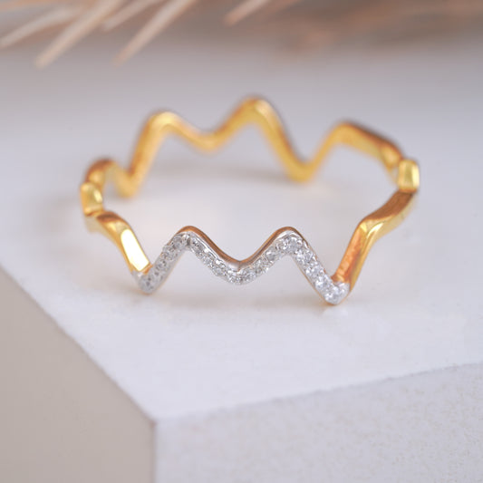 Solid Gold Lifeline Pulse Diamond Fancy 10K Gold Ring