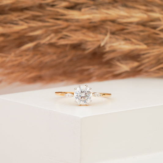 Amazing 14K Gold Side Set Marquise Round Cut Solitaire Ring