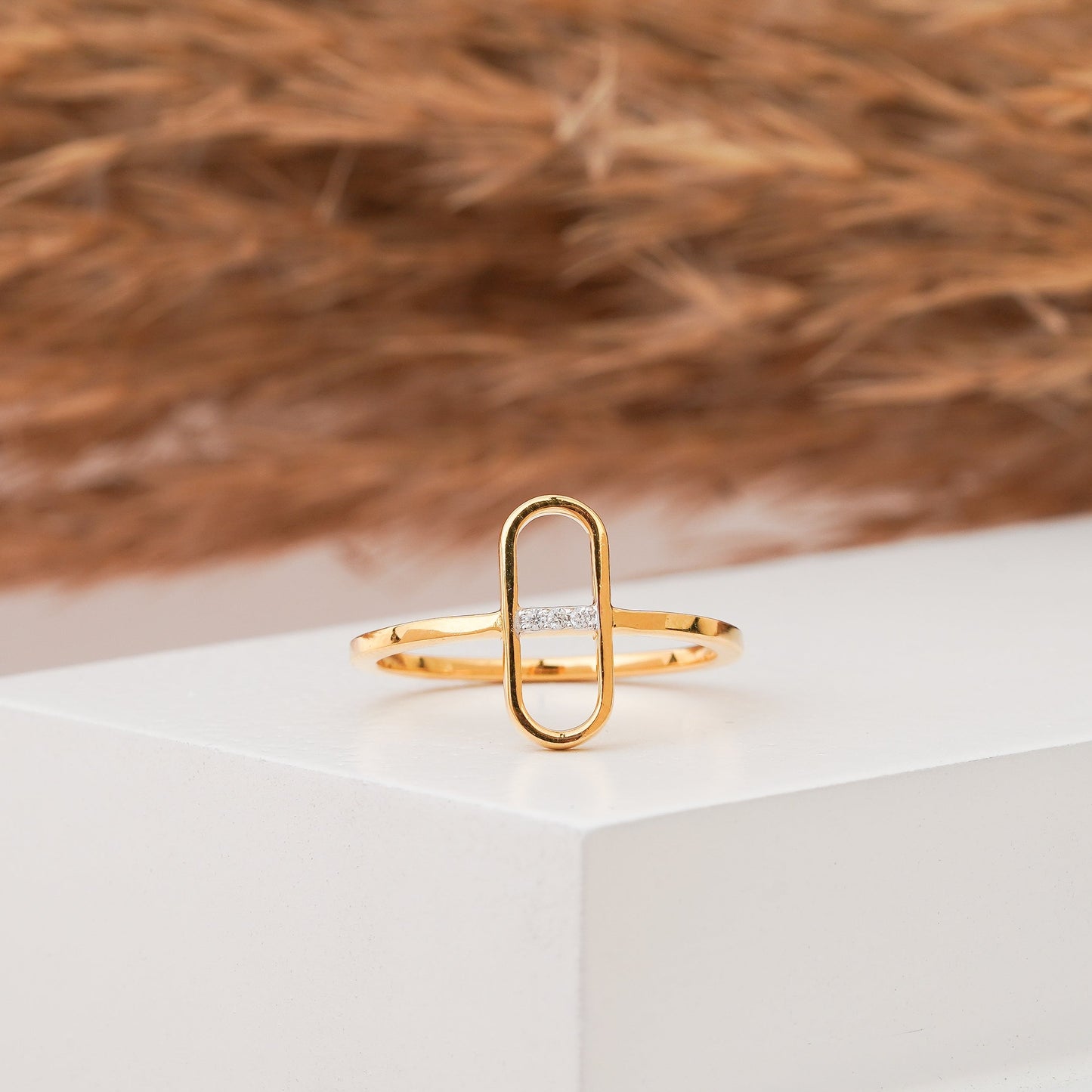 Paper Clip Frame Diamond Ring