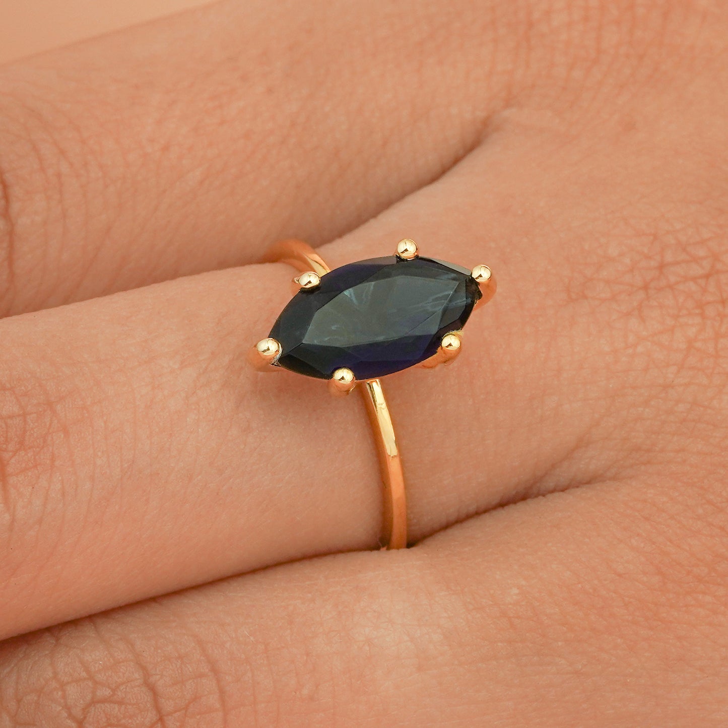 14k Gold Antique Dark Blue Sapphire Diamond Ring